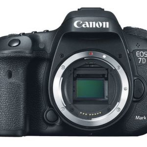 Canon EOS 7D Mark II Body + Canon Wi-Fi Adapter W-E1 Outlet