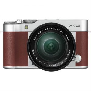 Fujifilm X-A3 camel + 16-50 OIS II zilver