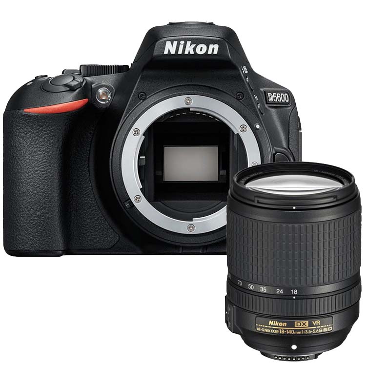 Nikon D5600 zwart + Nikon AF-S 18-140mm F/3.5-5.6 G VR Nikon D5600 zwart + Nikon AF-S 18-140mm F/3.5-5.6 G VR