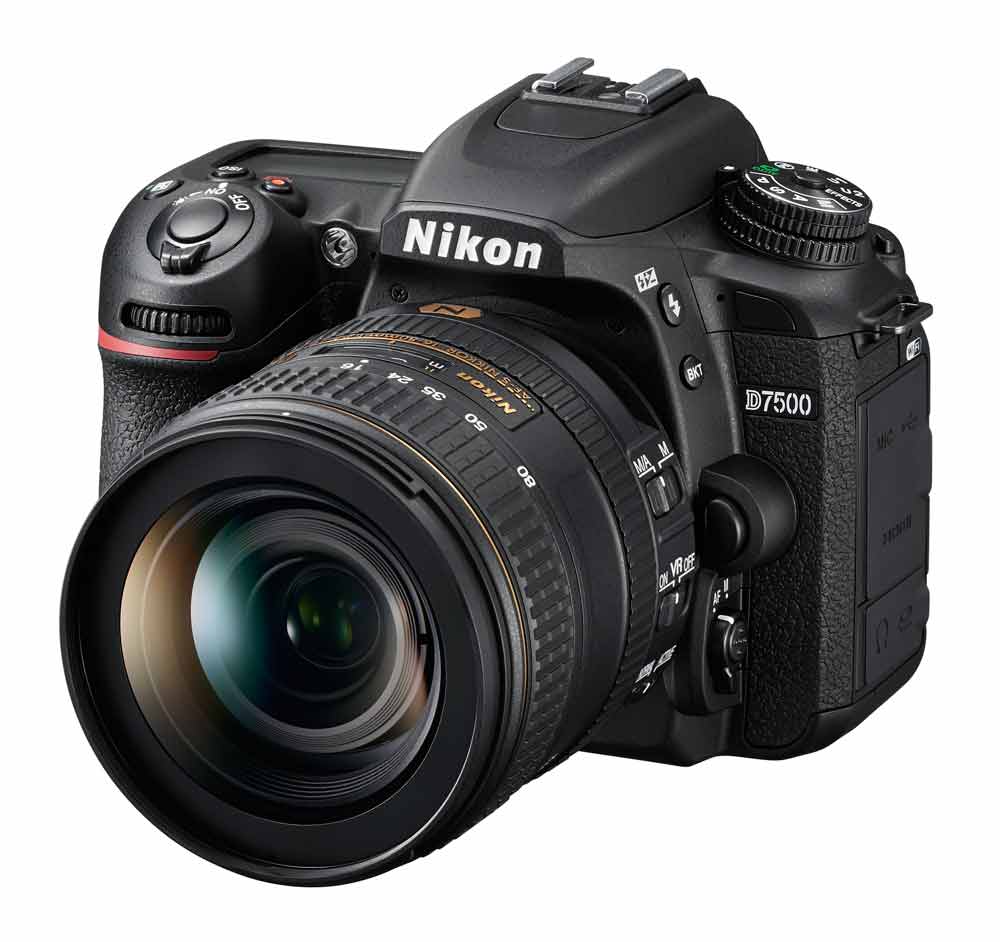 Nikon D7500 + AF-S 16-80mm VR Nikon D7500 + AF-S 16-80mm VR