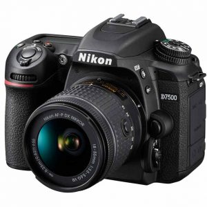 Nikon D7500 + AF-P 18-55mm VR