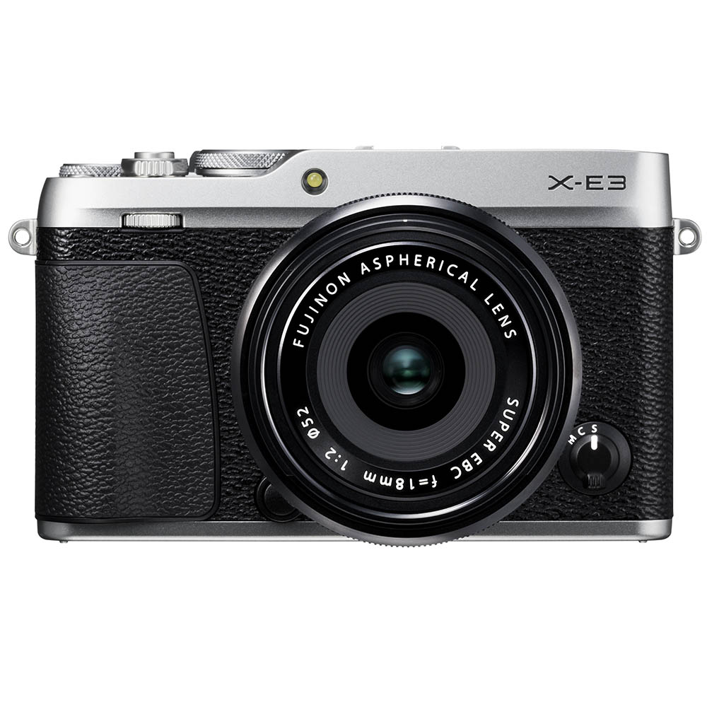 Fujifilm X-E3 zilver + XF 18mm F/2.0 zwart Fujifilm X-E3 zilver + XF 18mm F/2.0 zwart