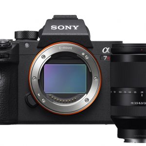 Sony A7R mark III + 24-240mm f/3.5-6.3 OSS