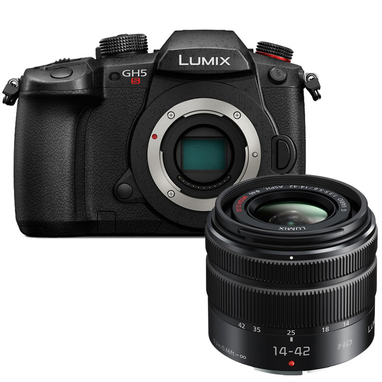 Panasonic Lumix DC-GH5S + 14-42mm HD II Panasonic Lumix DC-GH5S + 14-42mm HD II