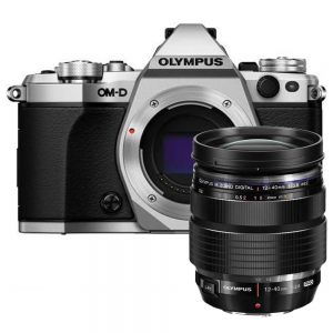 Olympus OM-D E-M5 Mark II zilver + 12-40mm F/2.8 Pro zwart
